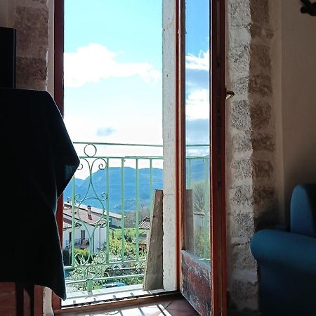 Casa Con Vista Lago, Чивителла-Альфедена Экстерьер фото